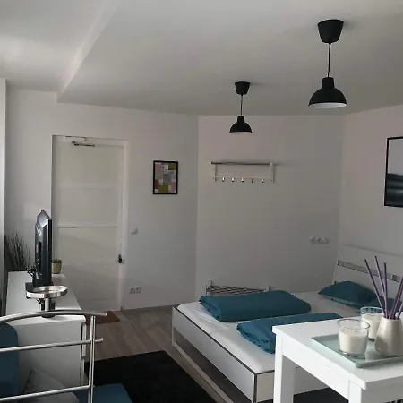 Deluxe City Mountain Studio Apartment Innsbruck